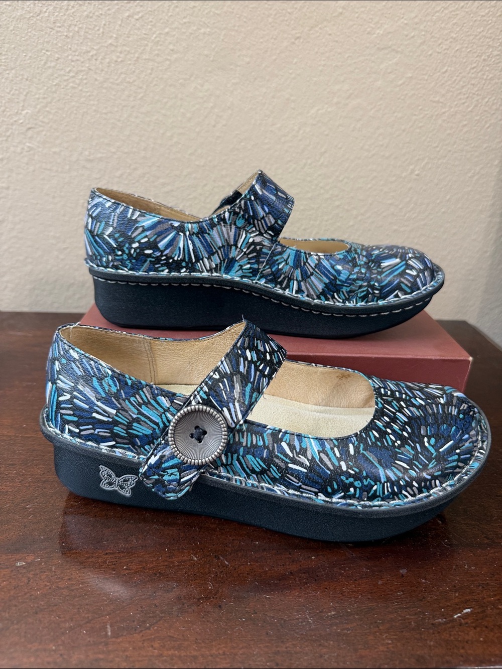Alegria Paloma Mary Jane Mules in Blue Teal Pattern Size 6.5-7